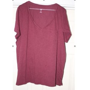 Womens V-neck Tee with Pocket